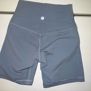 lululemon align biker shorts size 2 in chambray